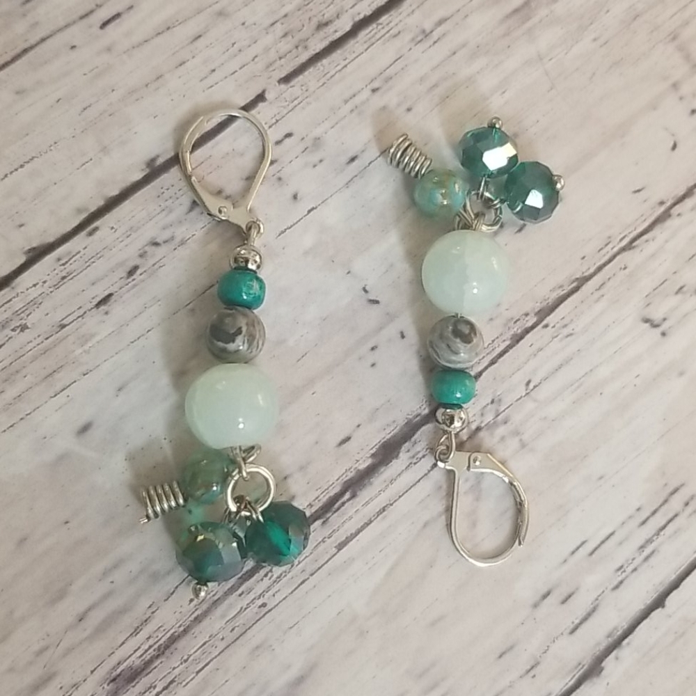 Cracked aqua, grey, green, silver beaded earrings - Picture 4 of 8